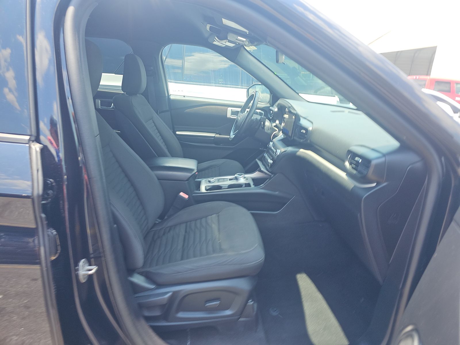 2020 Ford Explorer XLT AWD