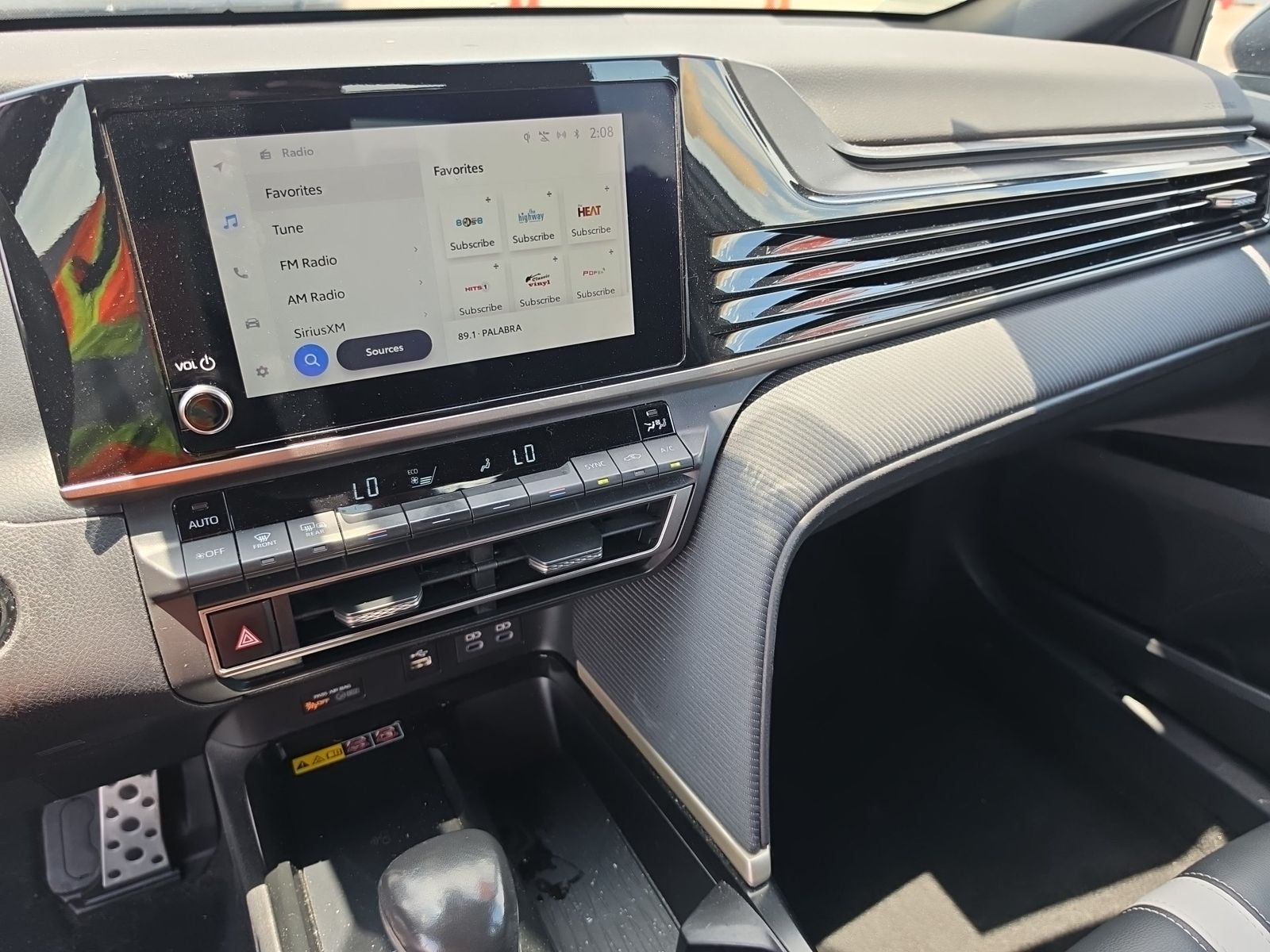 2025 Toyota Camry SE FWD