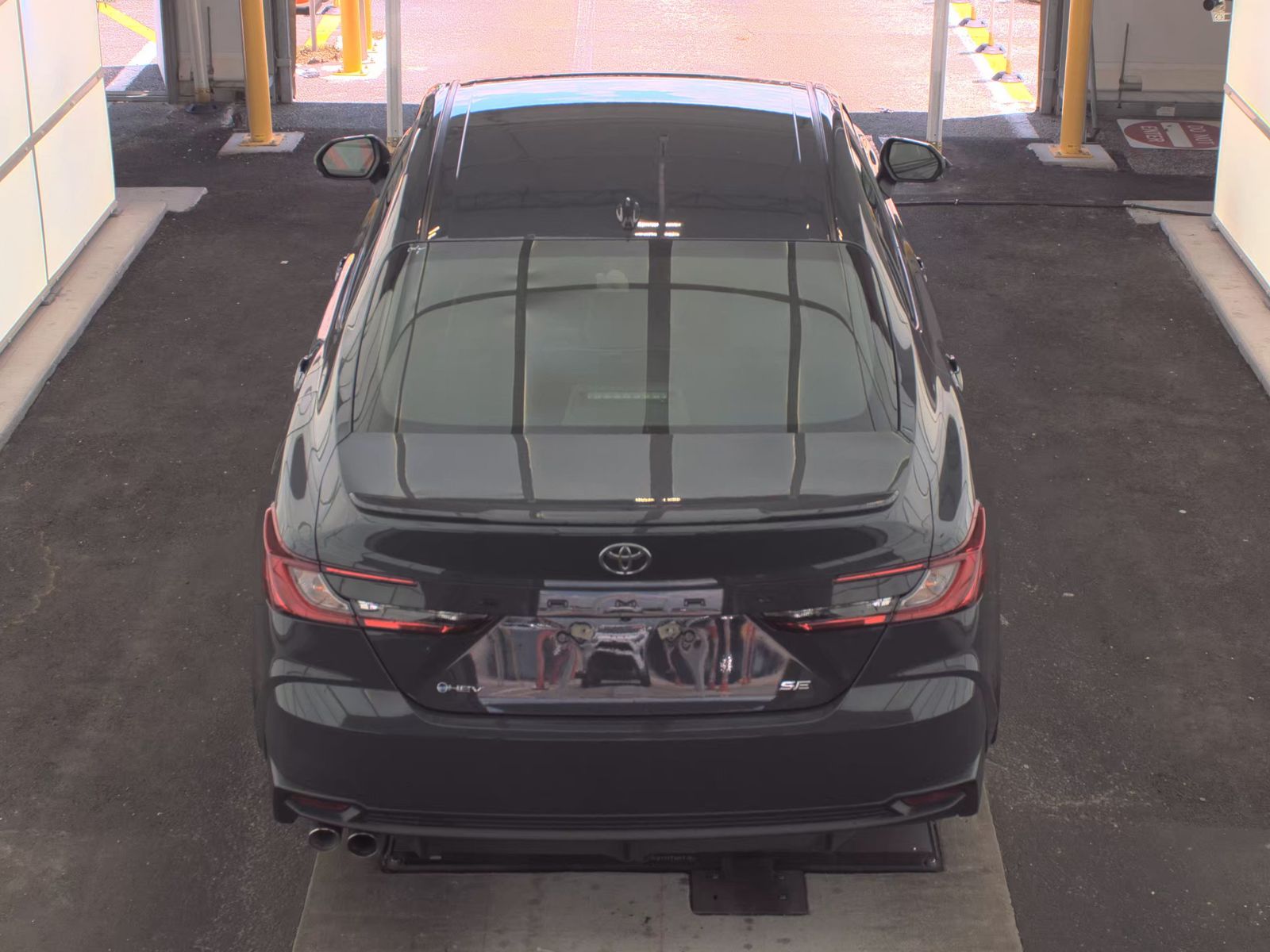 2025 Toyota Camry SE FWD