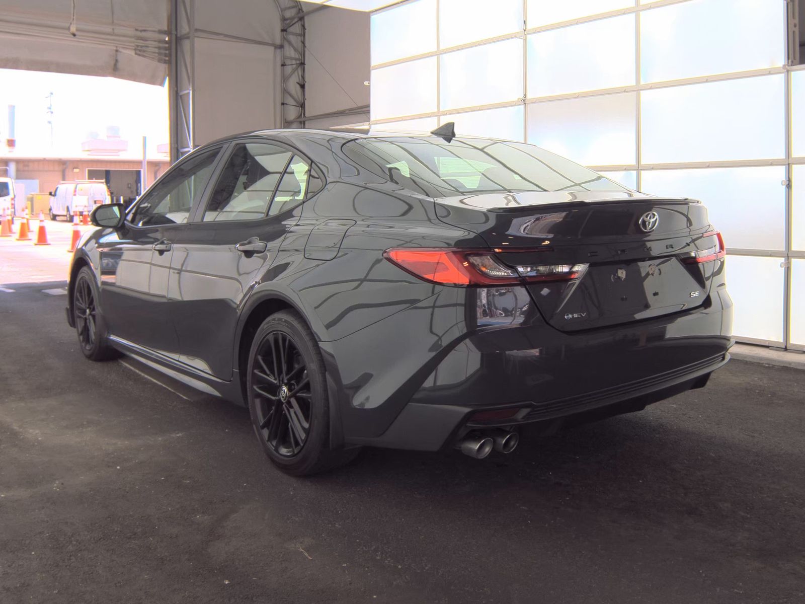 2025 Toyota Camry SE FWD