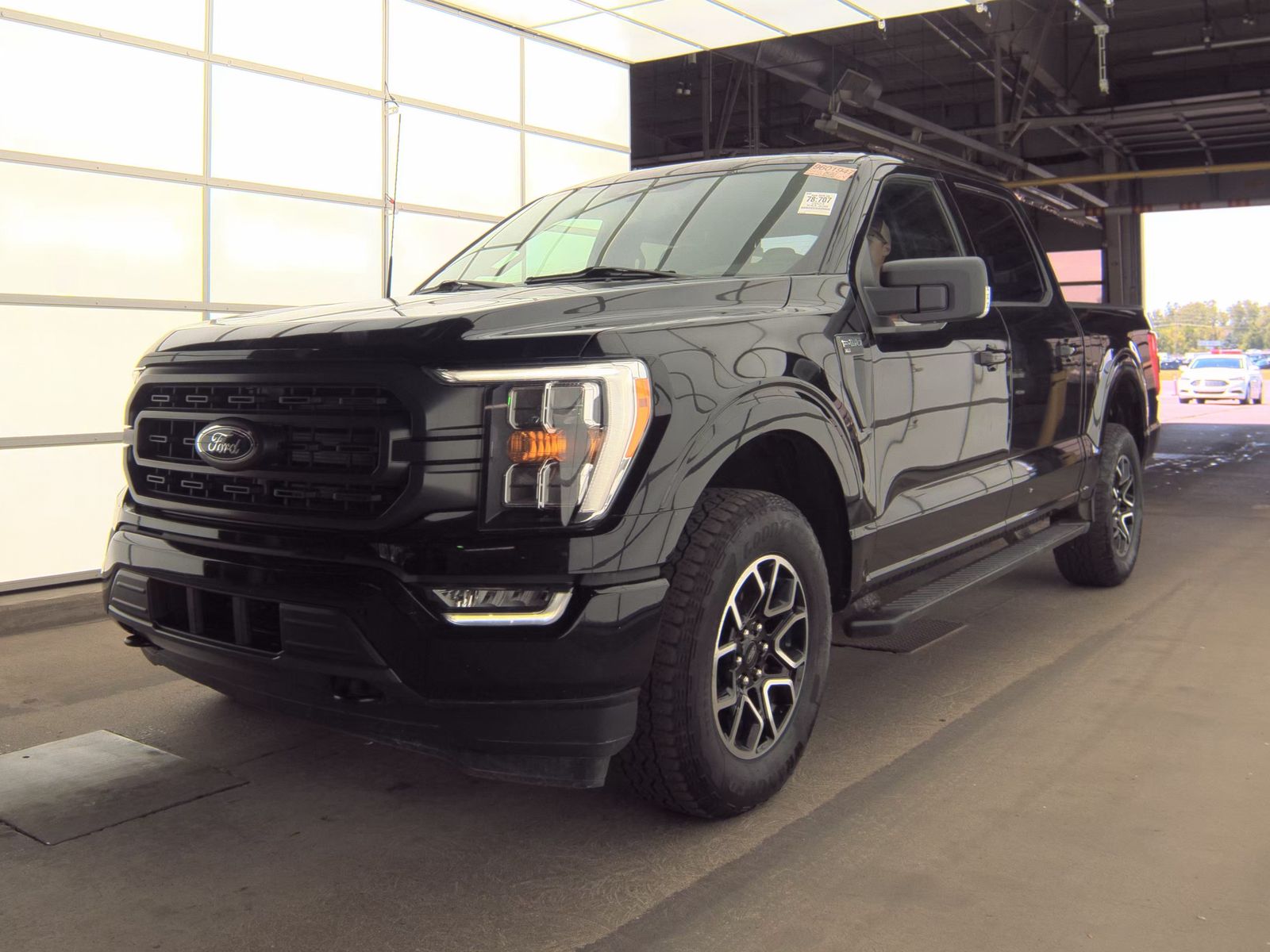 2023 Ford F-150 XLT AWD