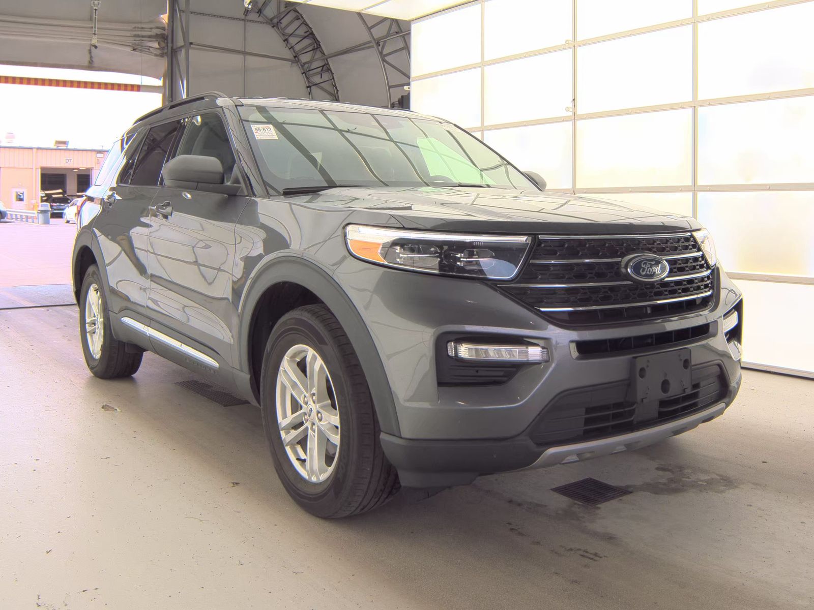 2023 Ford Explorer XLT AWD