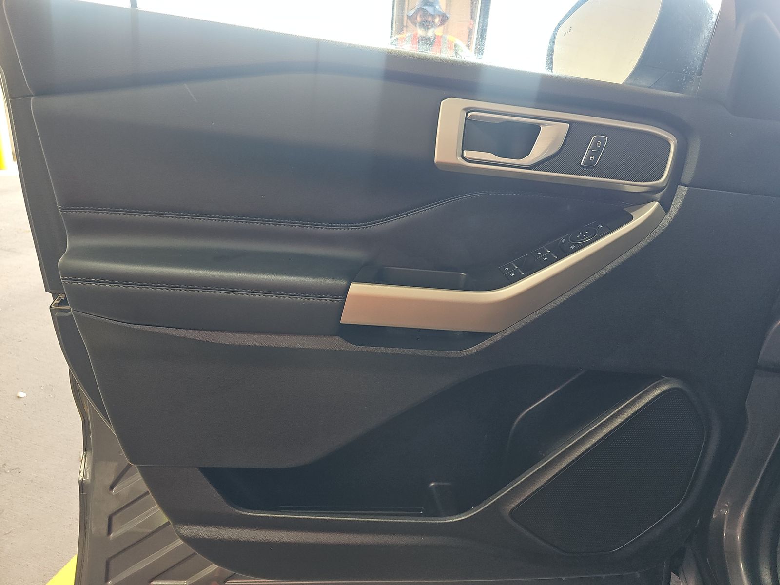 2023 Ford Explorer XLT AWD