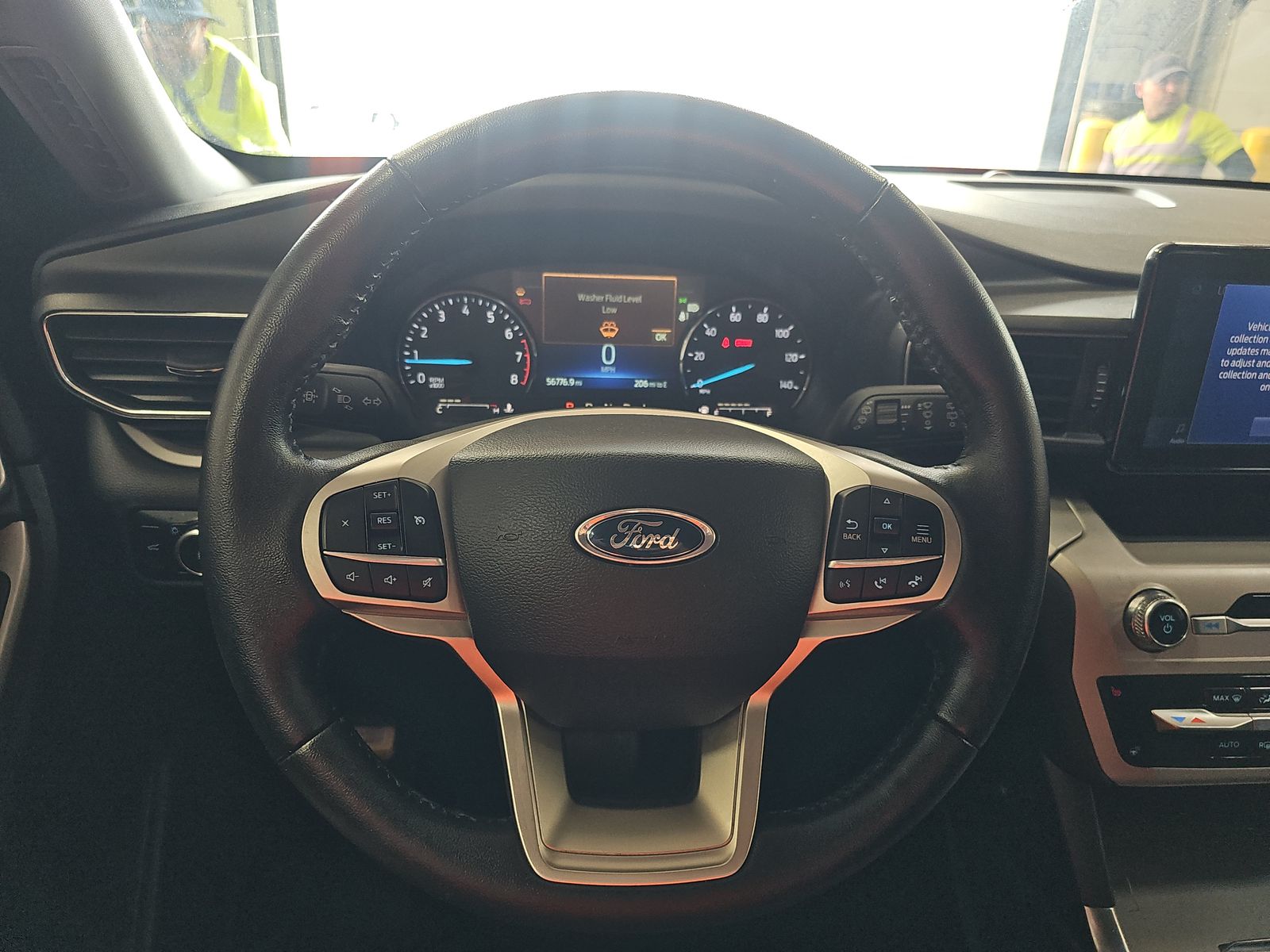 2023 Ford Explorer XLT AWD