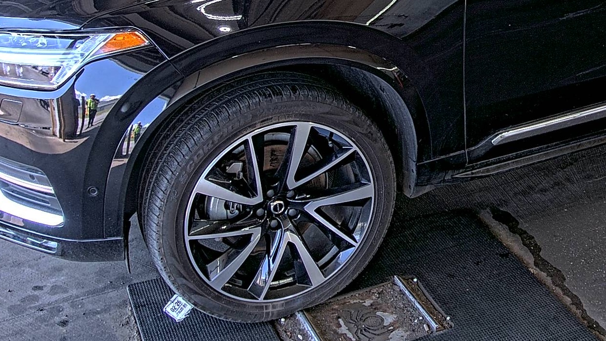2024 Volvo XC90 B6 Plus AWD
