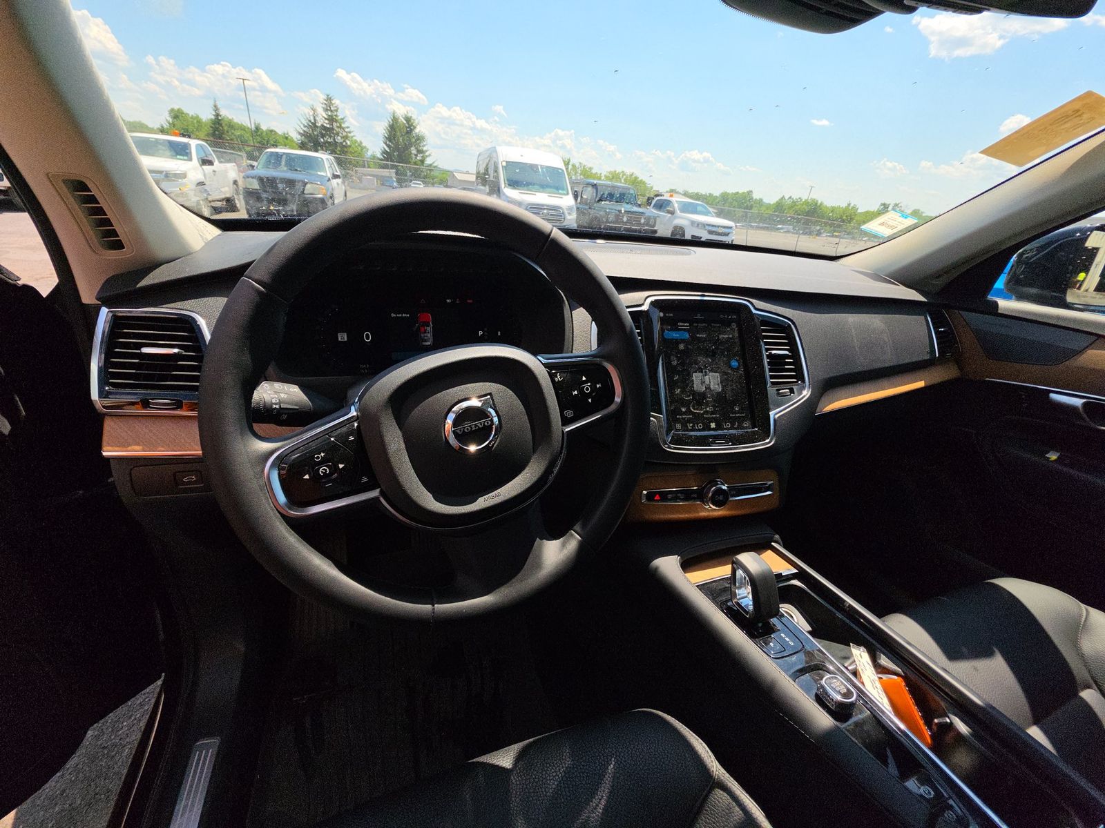 2024 Volvo XC90 B6 Plus AWD
