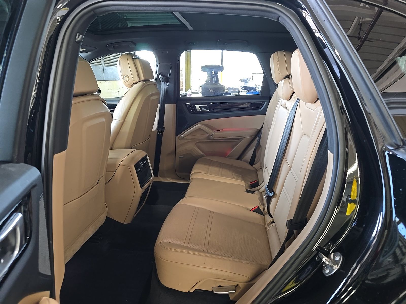 2019 Porsche Cayenne E-Hybrid AWD