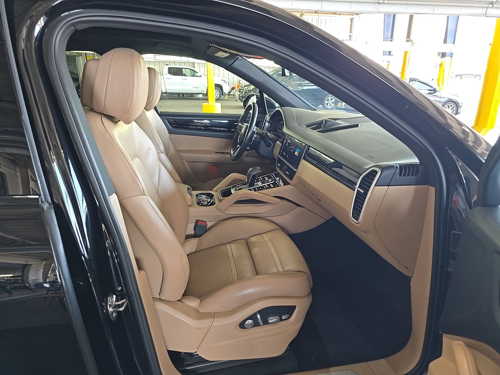 2019 Porsche Cayenne E-Hybrid AWD