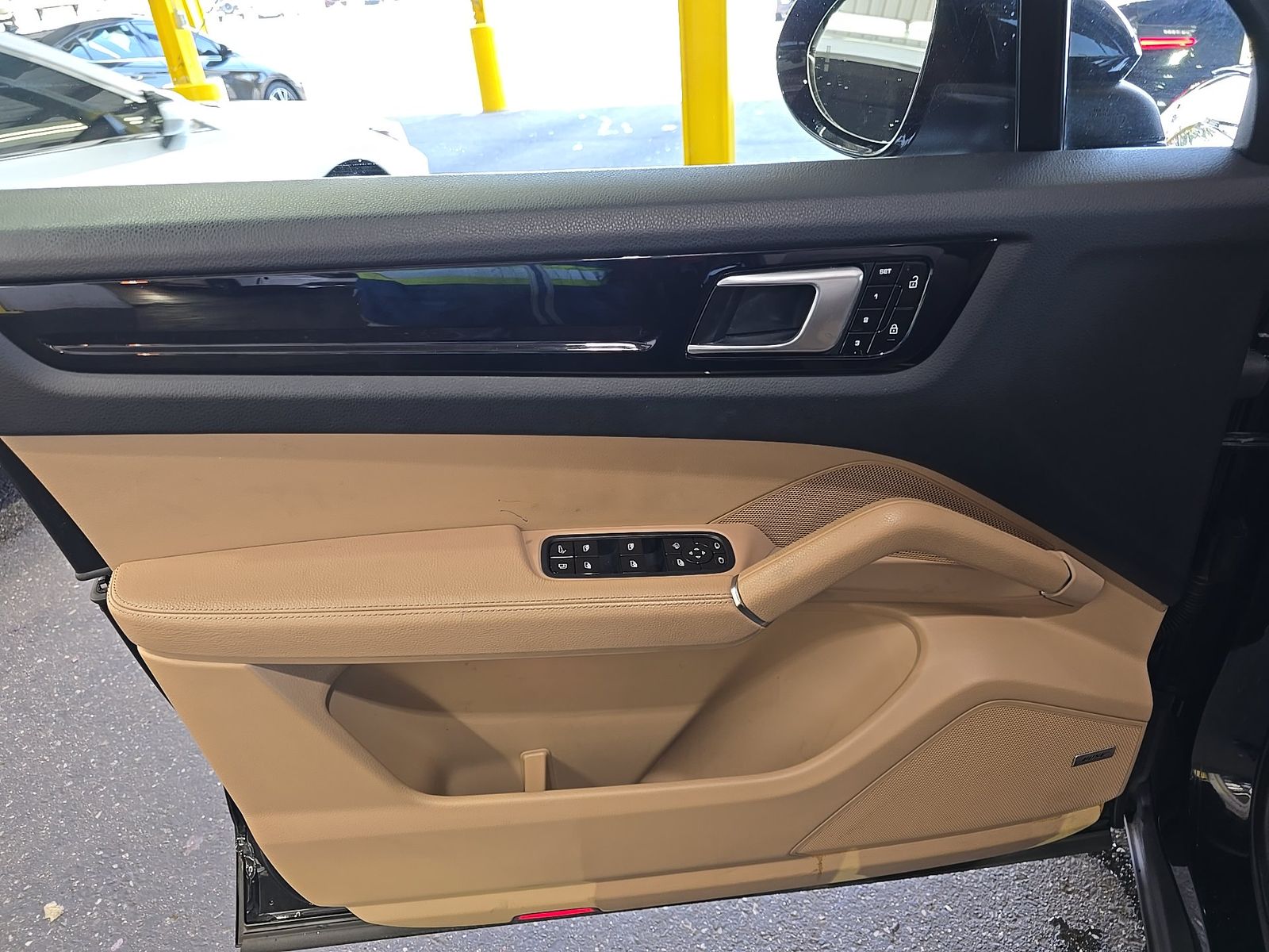 2019 Porsche Cayenne E-Hybrid AWD