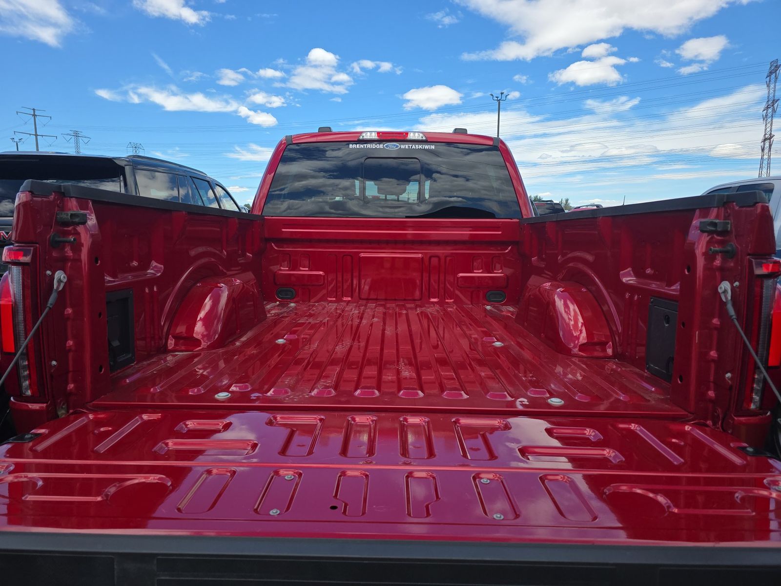 2025 Ford F-150 Lariat AWD