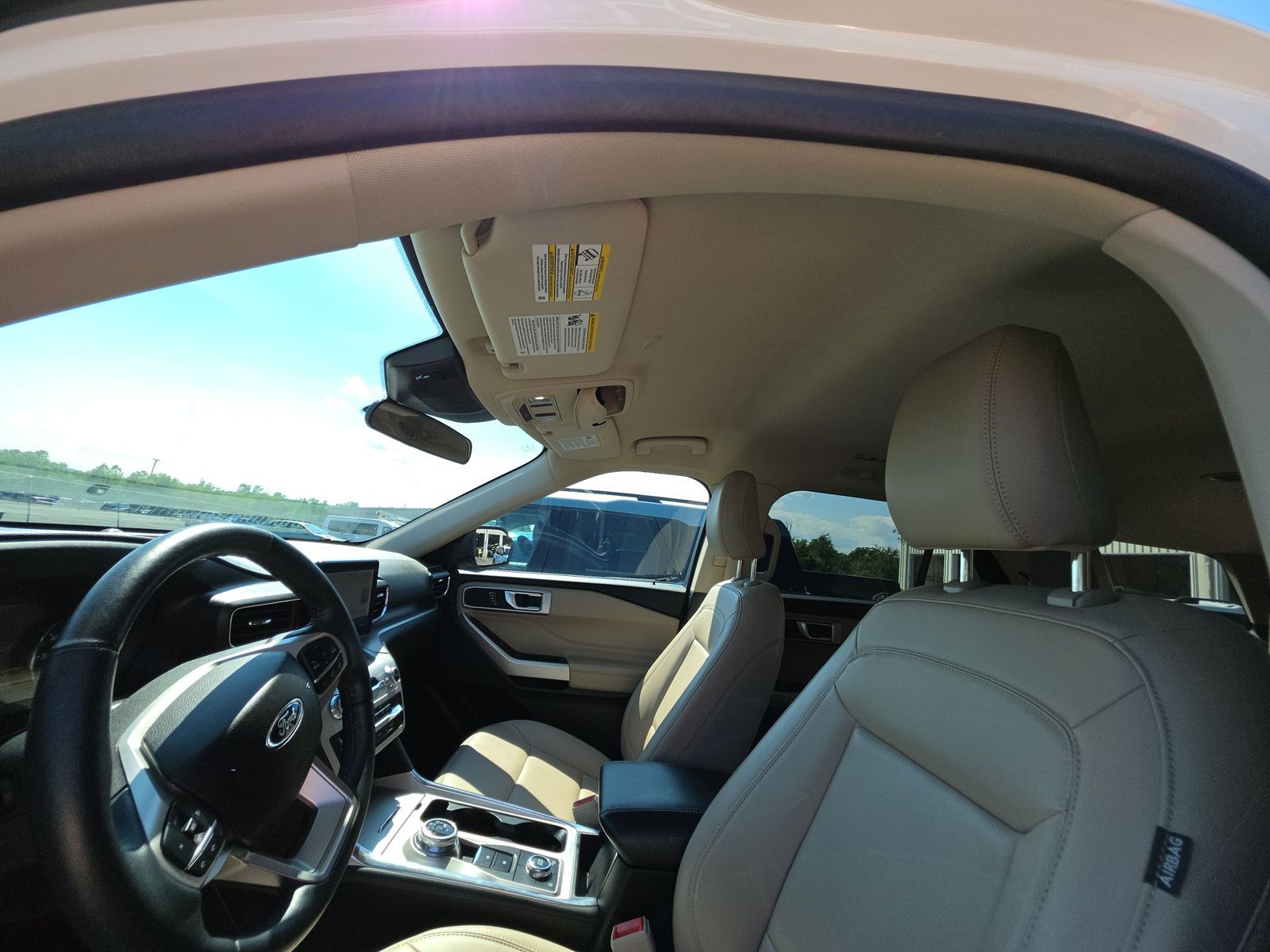 2023 Ford Explorer XLT AWD
