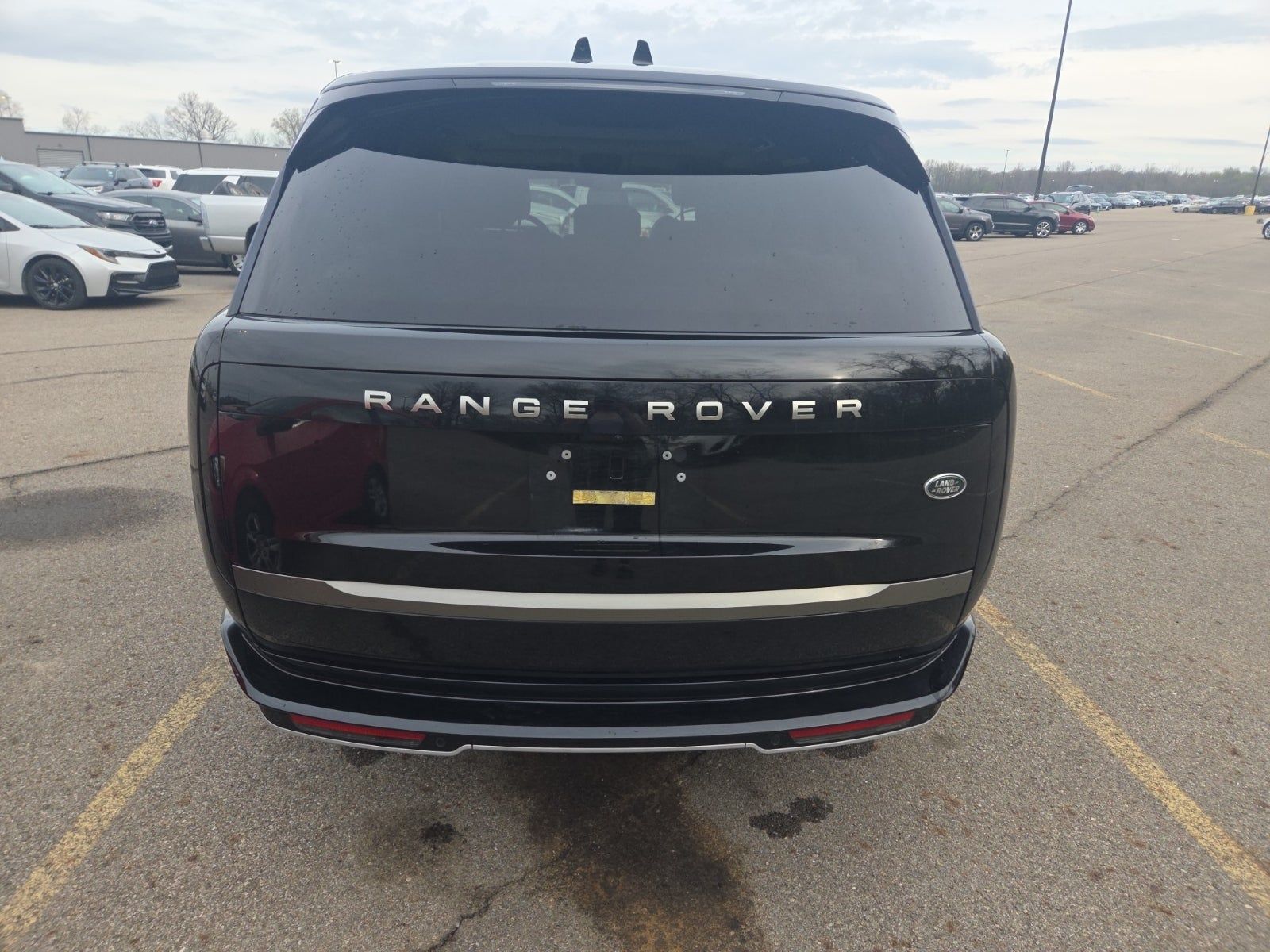 2023 Land Rover Range Rover SE LWB AWD