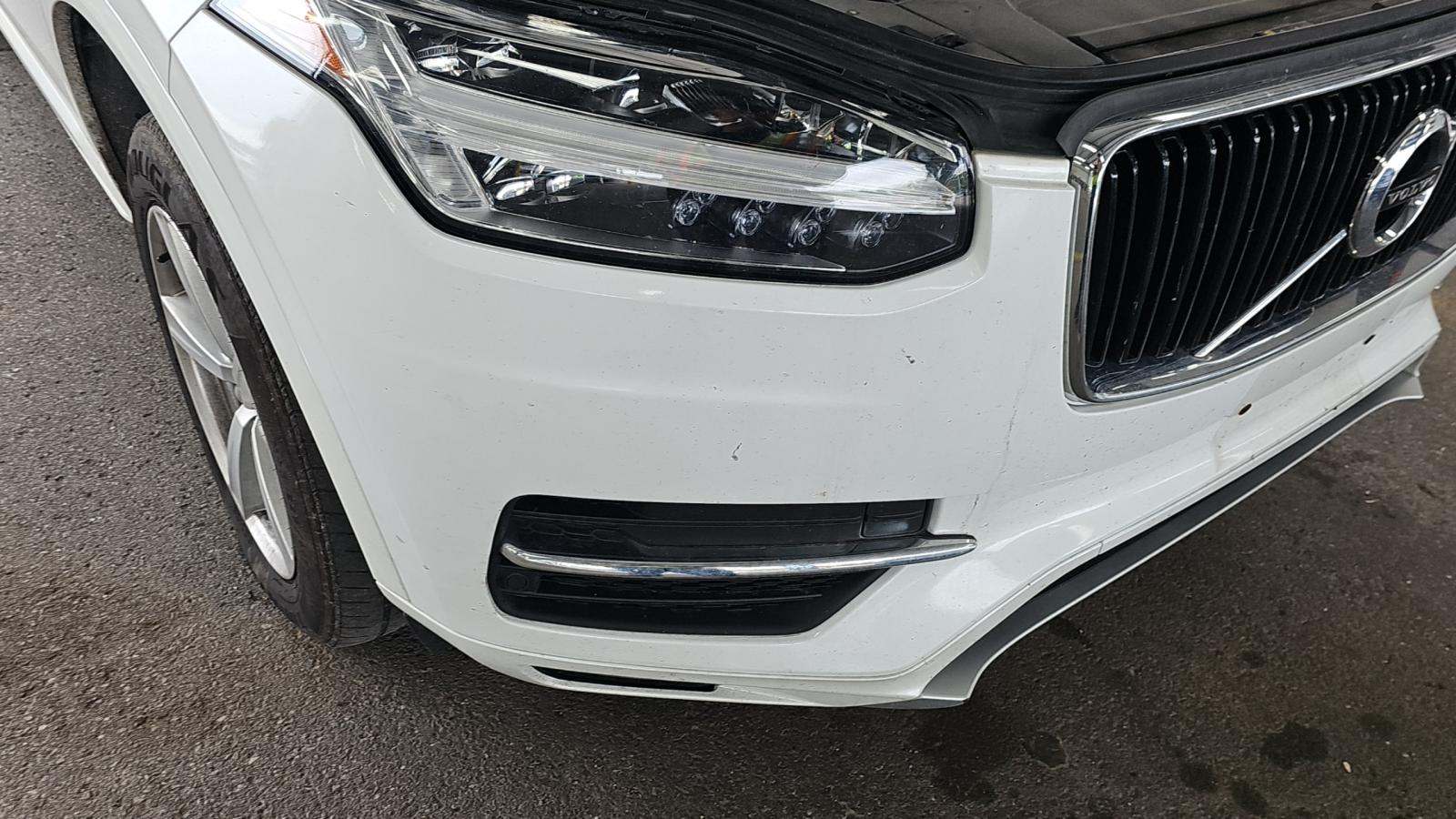 2018 Volvo XC90 T5 Momentum AWD