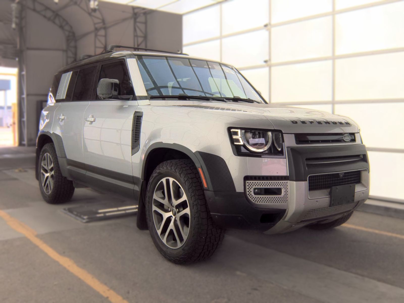 2021 Land Rover Defender 110 SE AWD