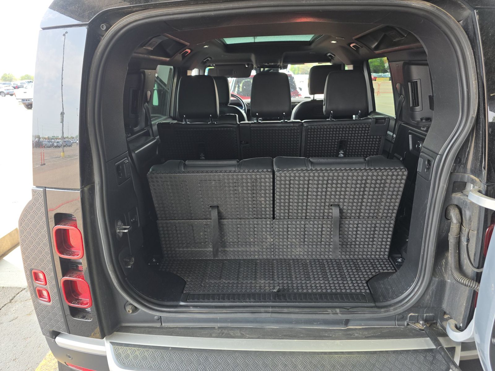 2021 Land Rover Defender 110 SE AWD