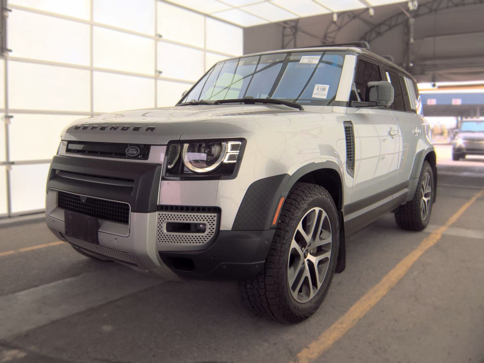 2021 Land Rover Defender 110 SE AWD