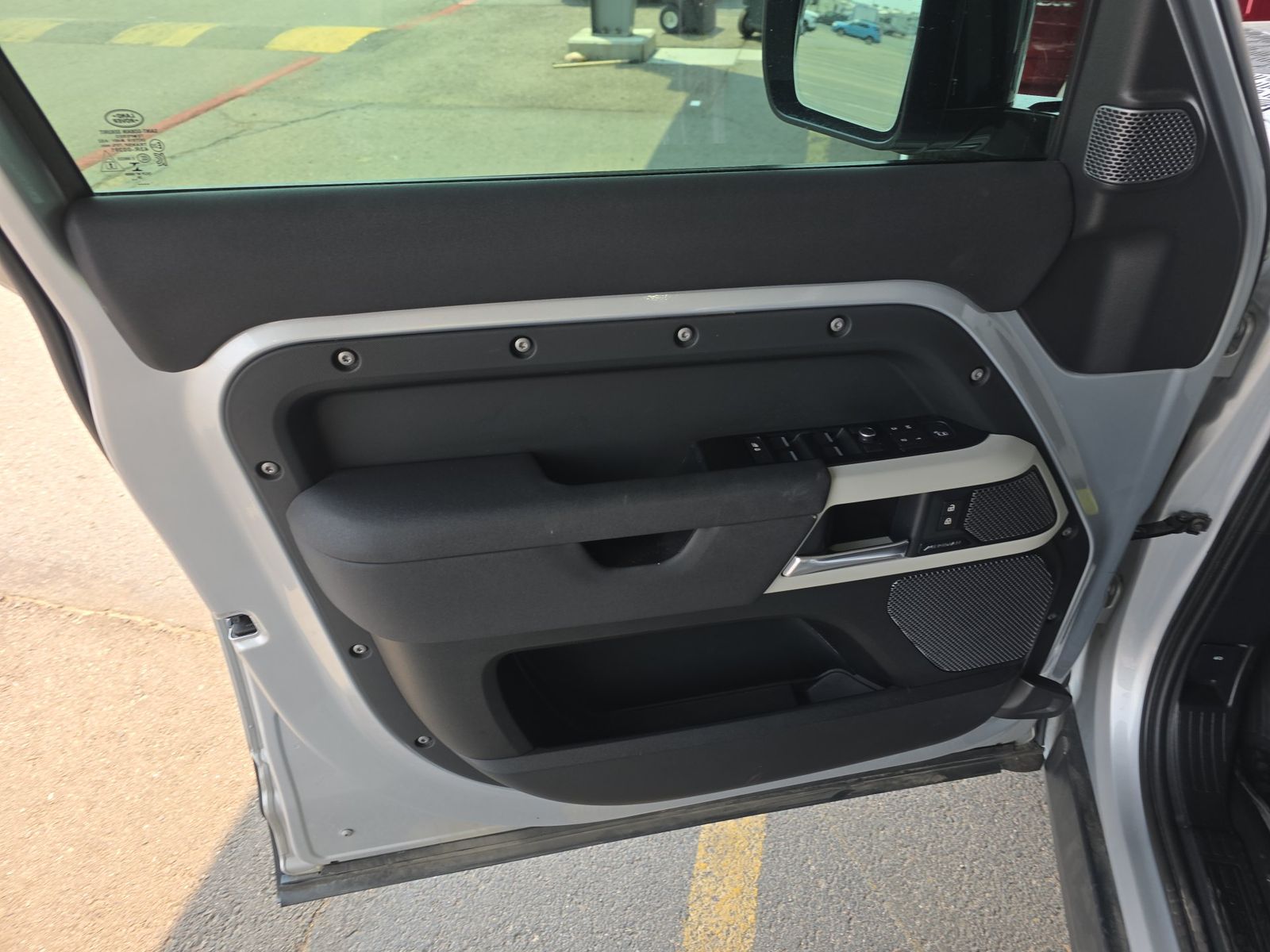 2021 Land Rover Defender 110 SE AWD