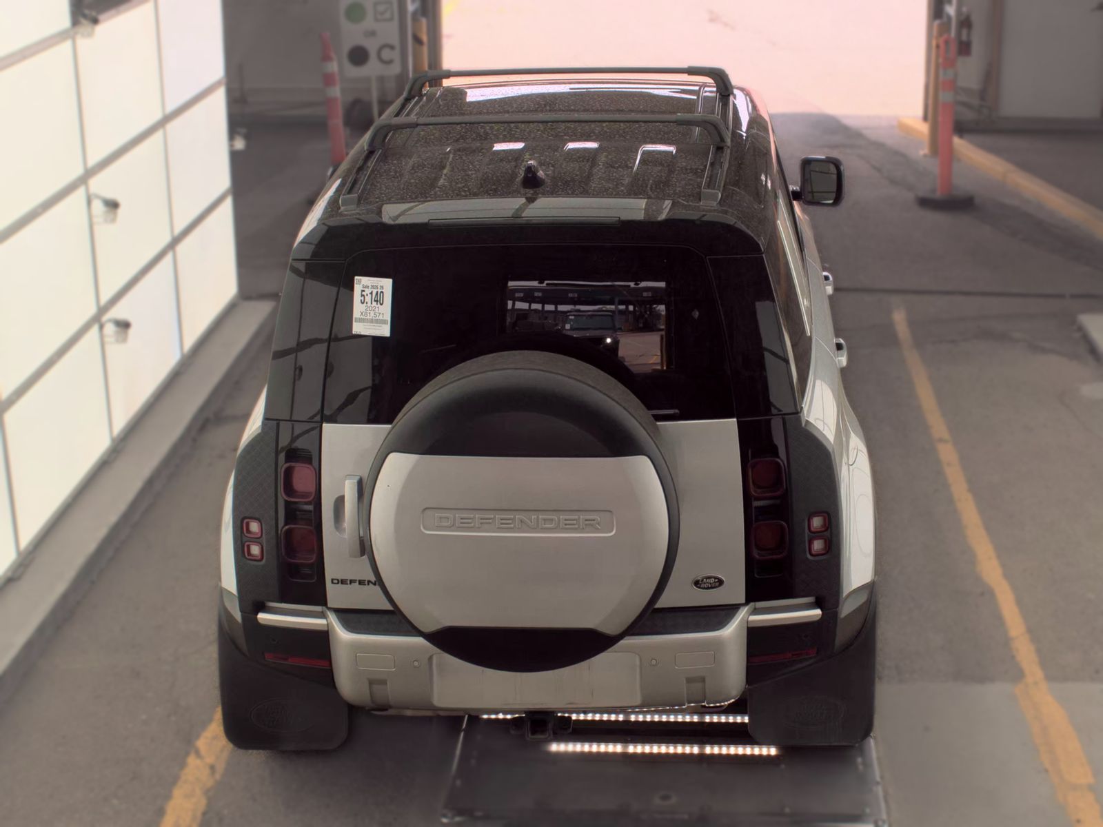 2021 Land Rover Defender 110 SE AWD