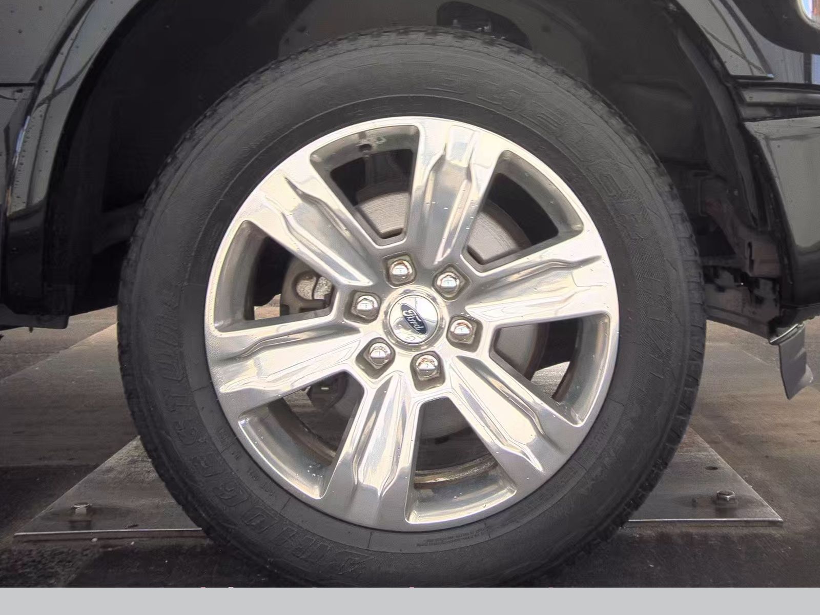 2016 Ford F-150 Platinum AWD