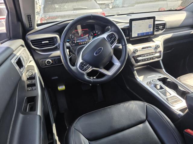 2024 Ford Explorer XLT RWD