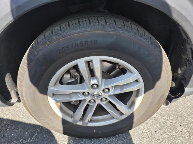 2024 Ford Explorer XLT RWD