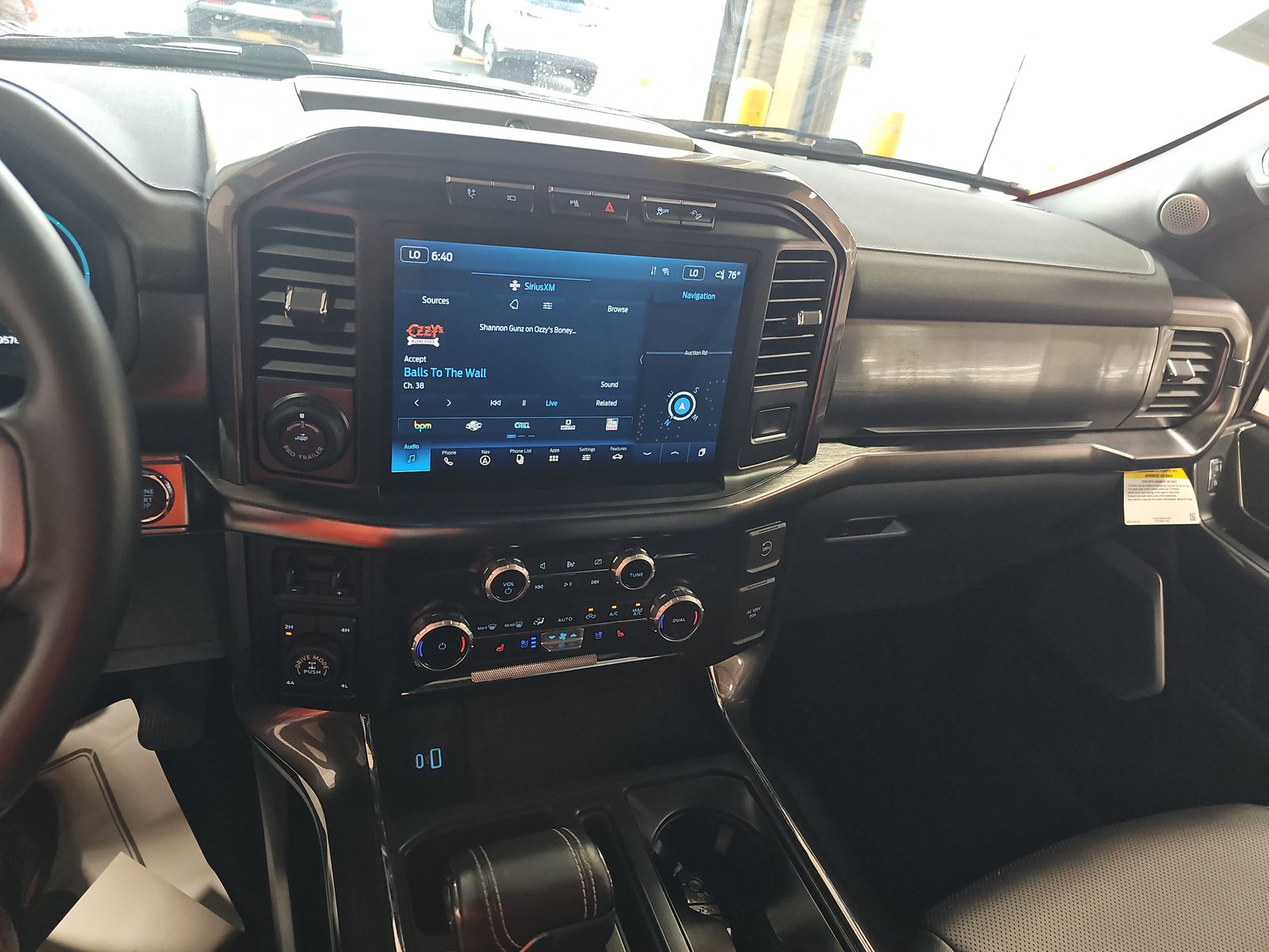 2023 Ford F-150 Hybrid Lariat AWD