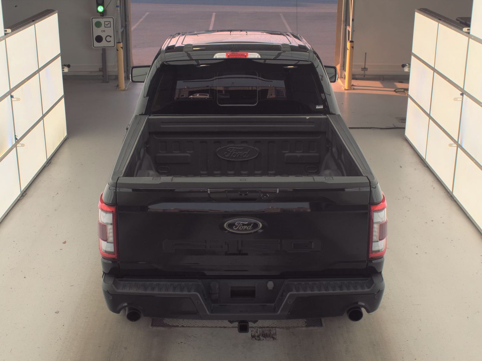 2023 Ford F-150 Hybrid Lariat AWD