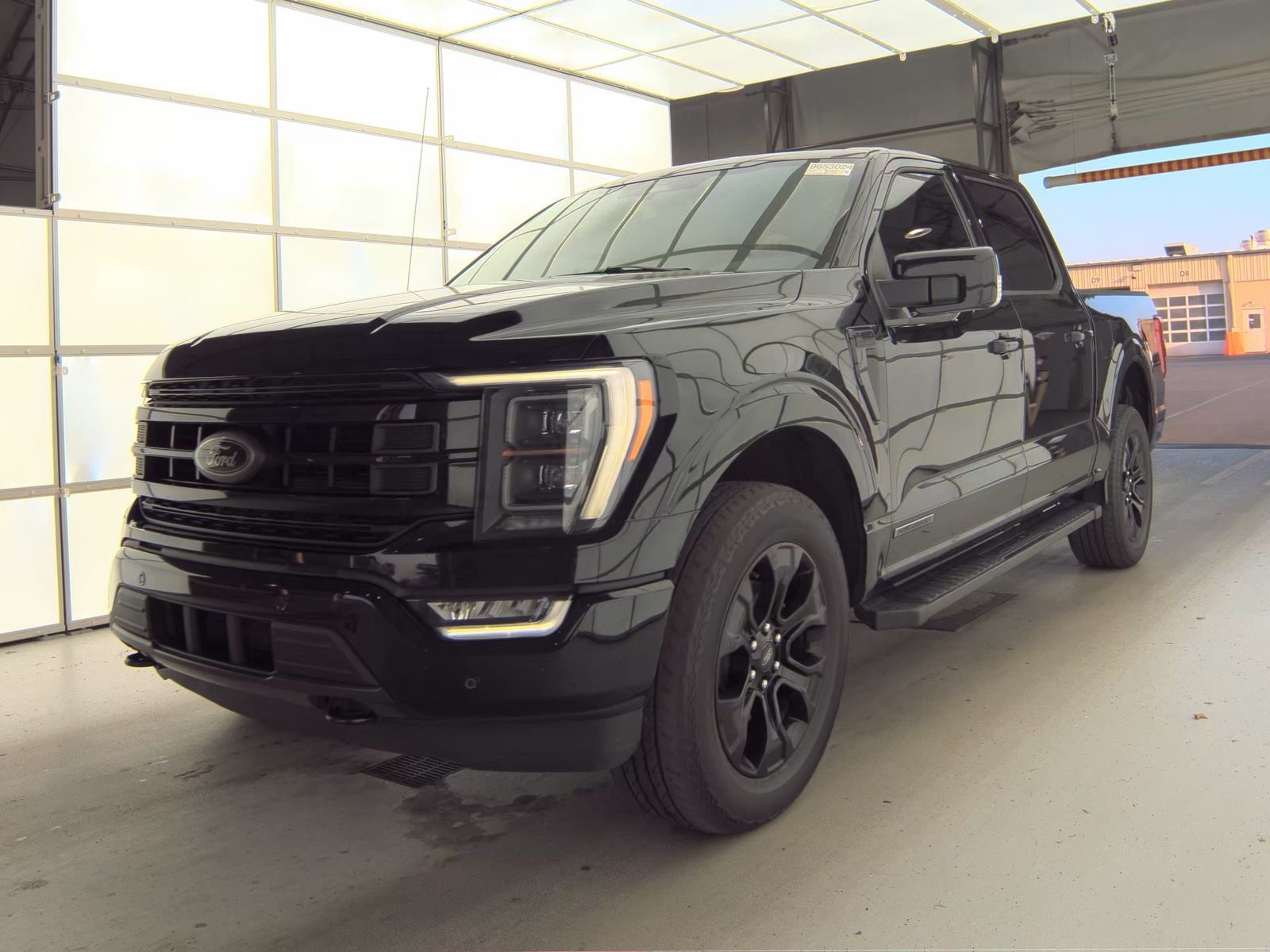 2023 Ford F-150 Hybrid Lariat AWD