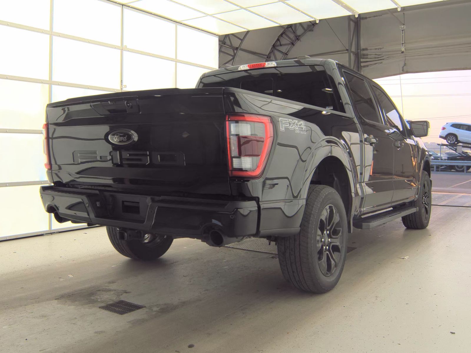 2023 Ford F-150 Hybrid Lariat AWD