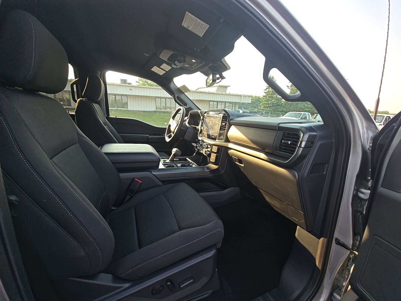 2024 Ford F-150 XLT AWD