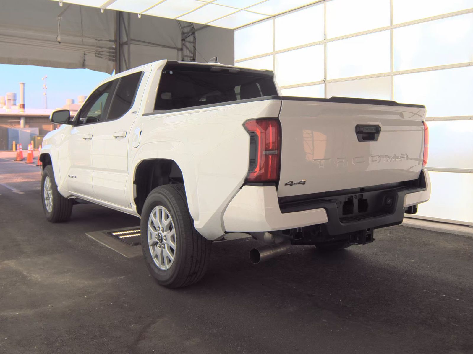 2025 Toyota Tacoma SR5 AWD