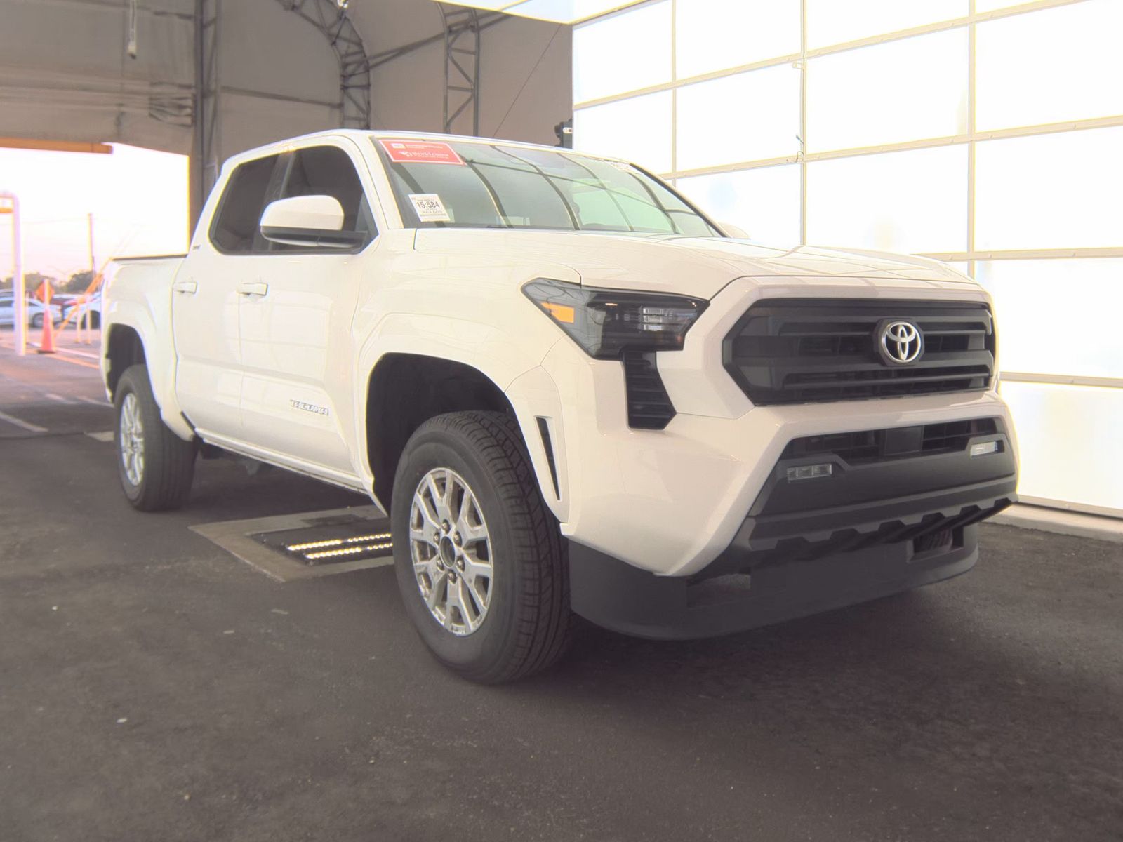 2025 Toyota Tacoma SR5 AWD