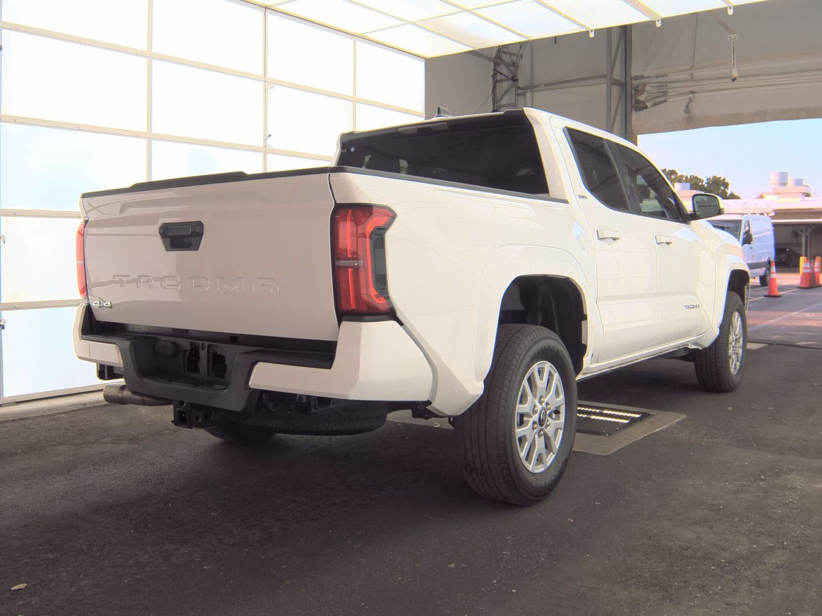 2025 Toyota Tacoma SR5 AWD