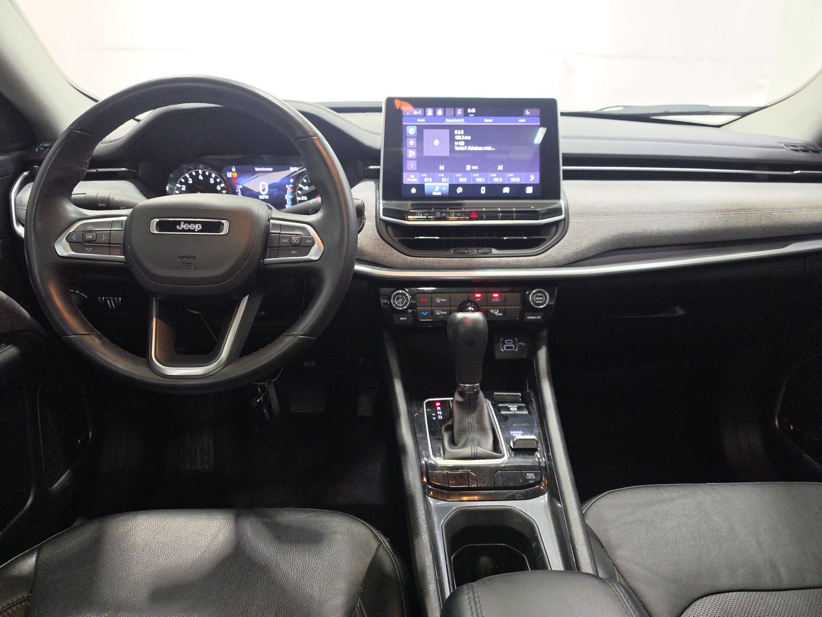 2022 Jeep Compass Latitude Lux AWD