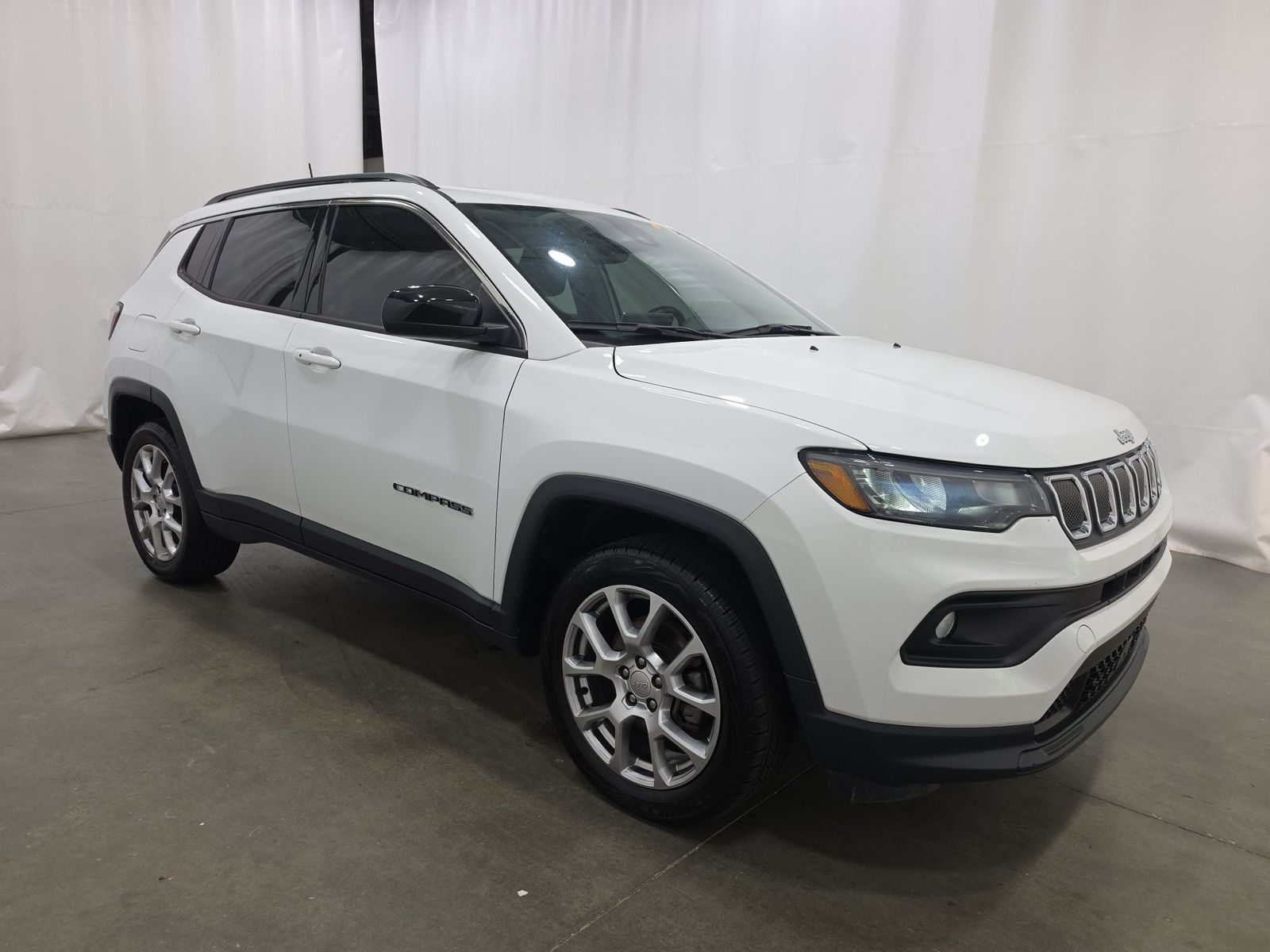 2022 Jeep Compass Latitude Lux AWD