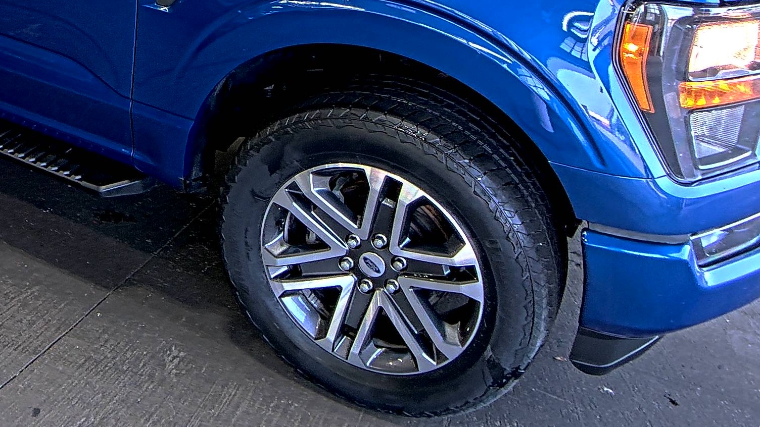 2023 Ford F-150 XL AWD