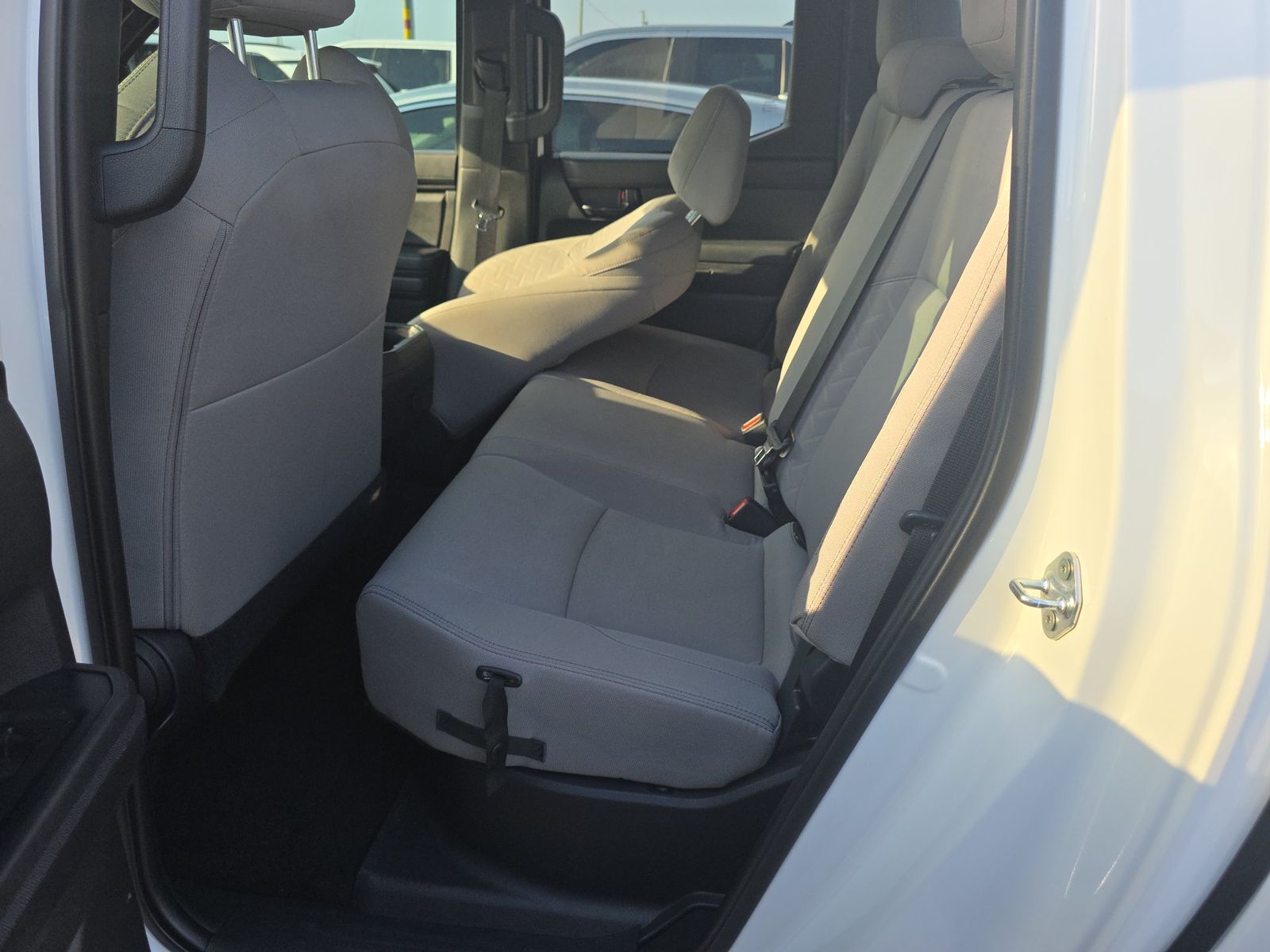 2025 Toyota Tacoma SR5 AWD
