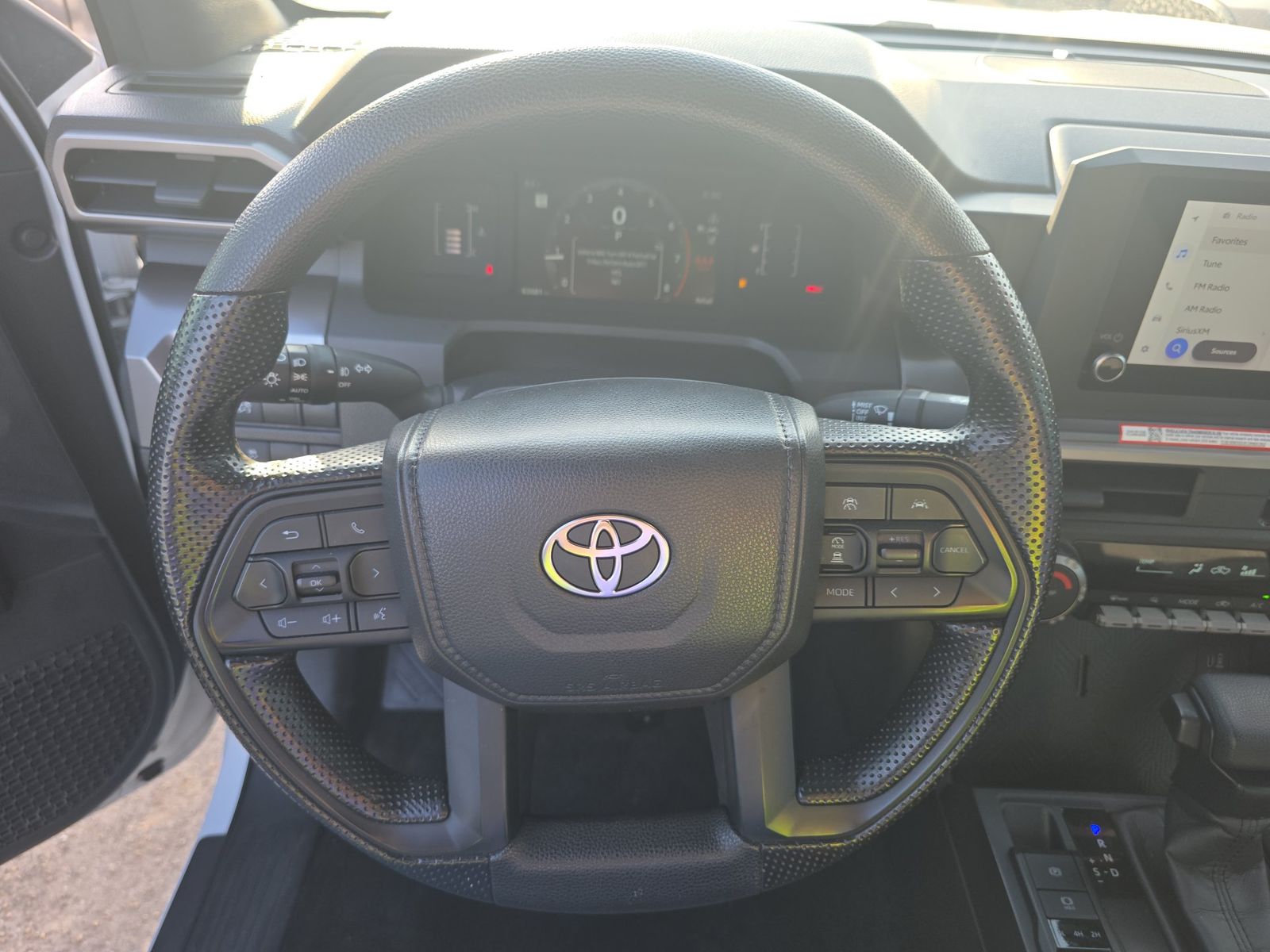 2025 Toyota Tacoma SR5 AWD