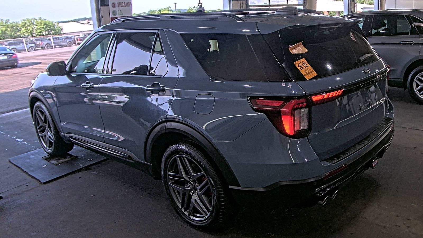 2025 Ford Explorer ST AWD