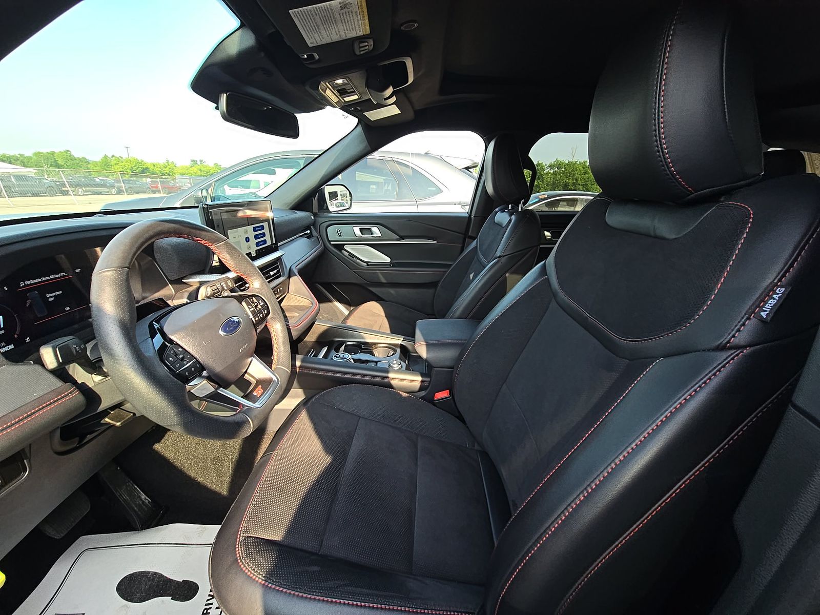 2025 Ford Explorer ST AWD