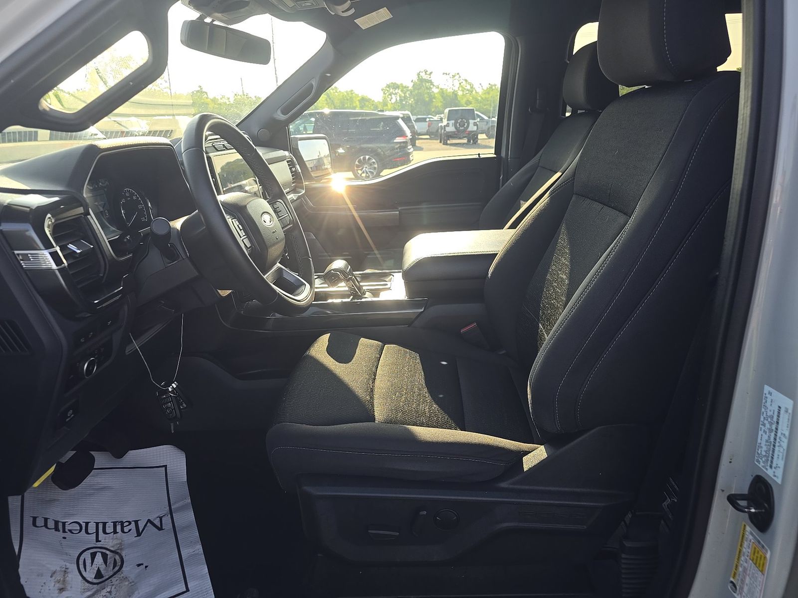 2023 Ford F-150 XLT AWD