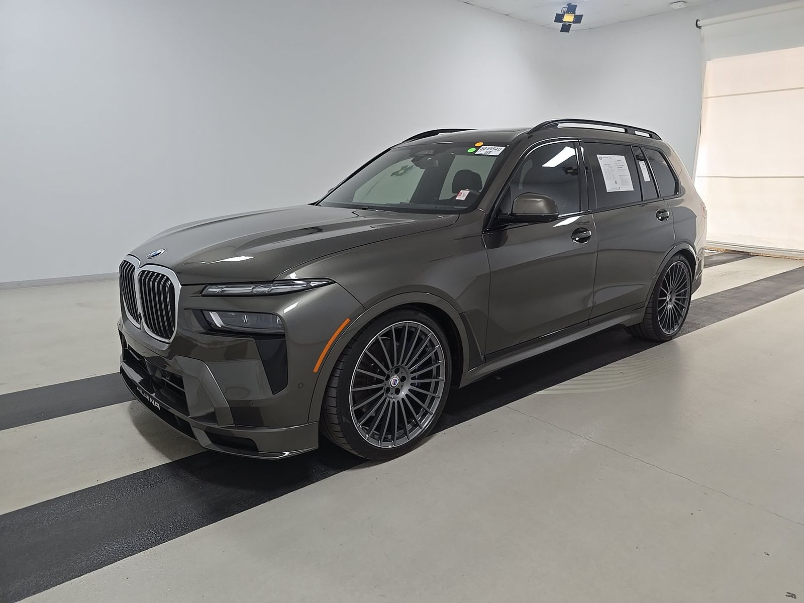 2024 BMW X7 ALPINA XB7 AWD