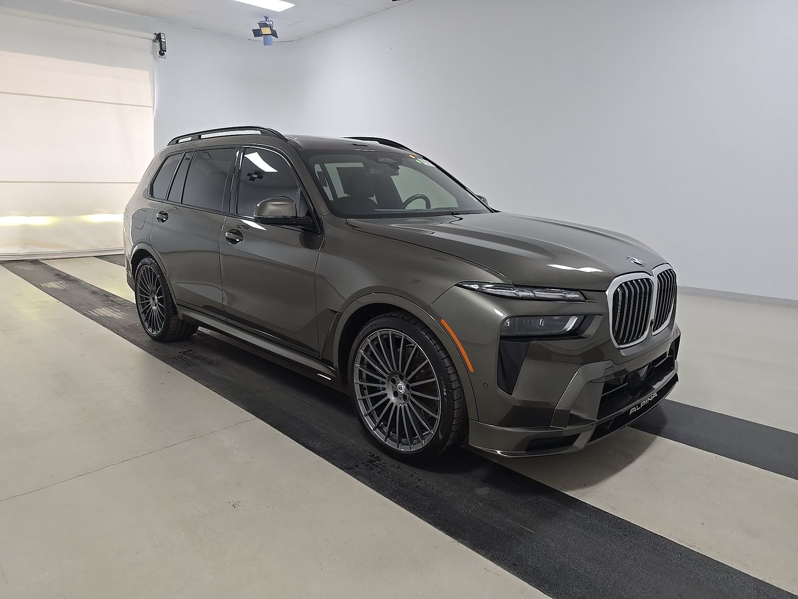 2024 BMW X7 ALPINA XB7 AWD