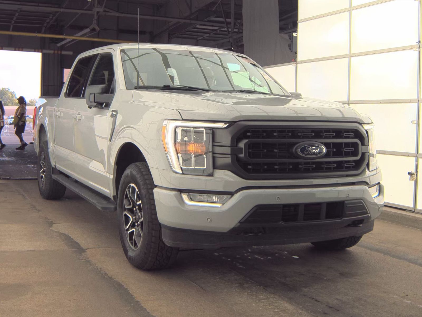 2023 Ford F-150 XLT AWD