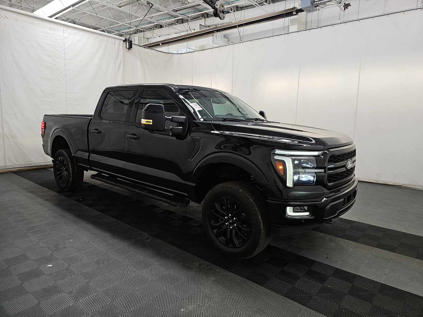 2024 Ford F-150 Lariat AWD
