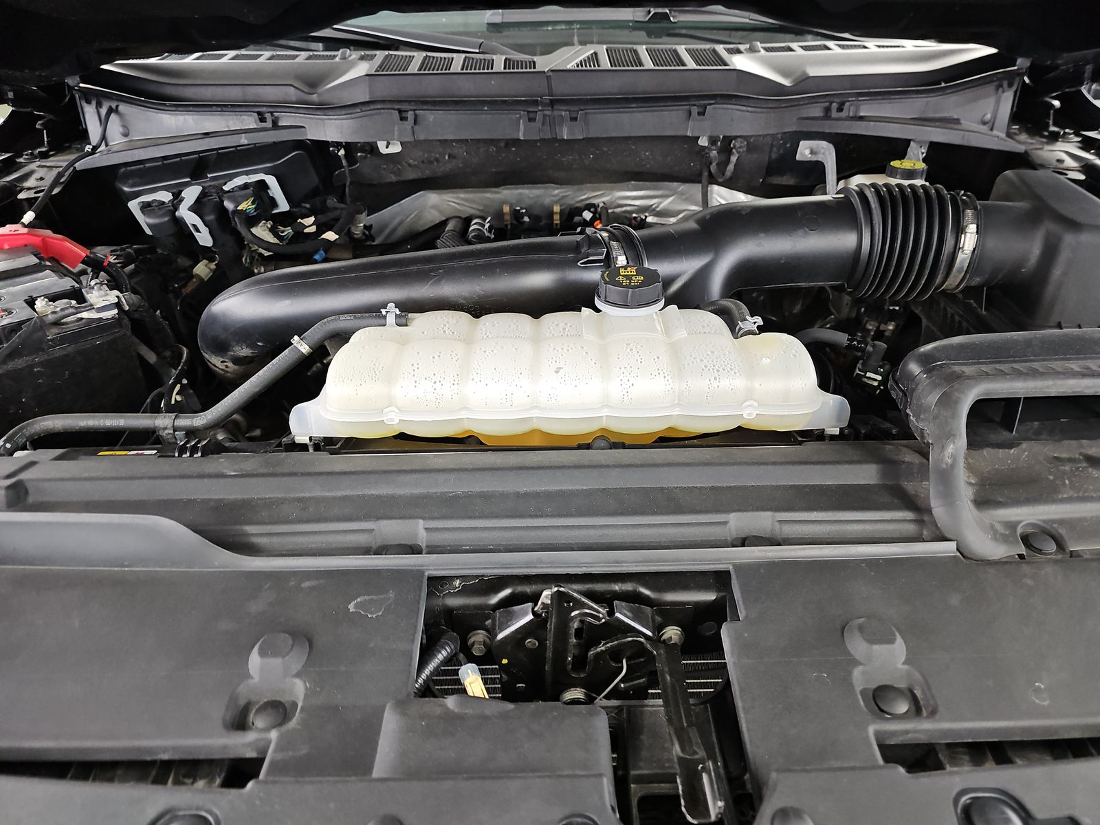 2024 Ford F-150 Lariat AWD