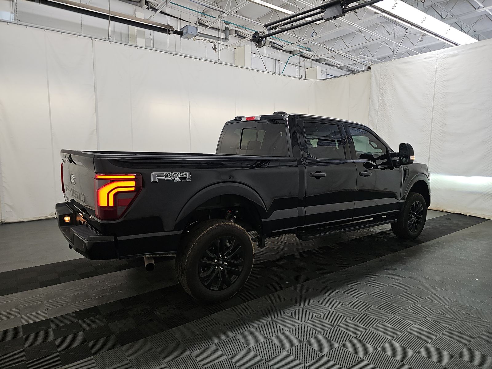 2024 Ford F-150 Lariat AWD