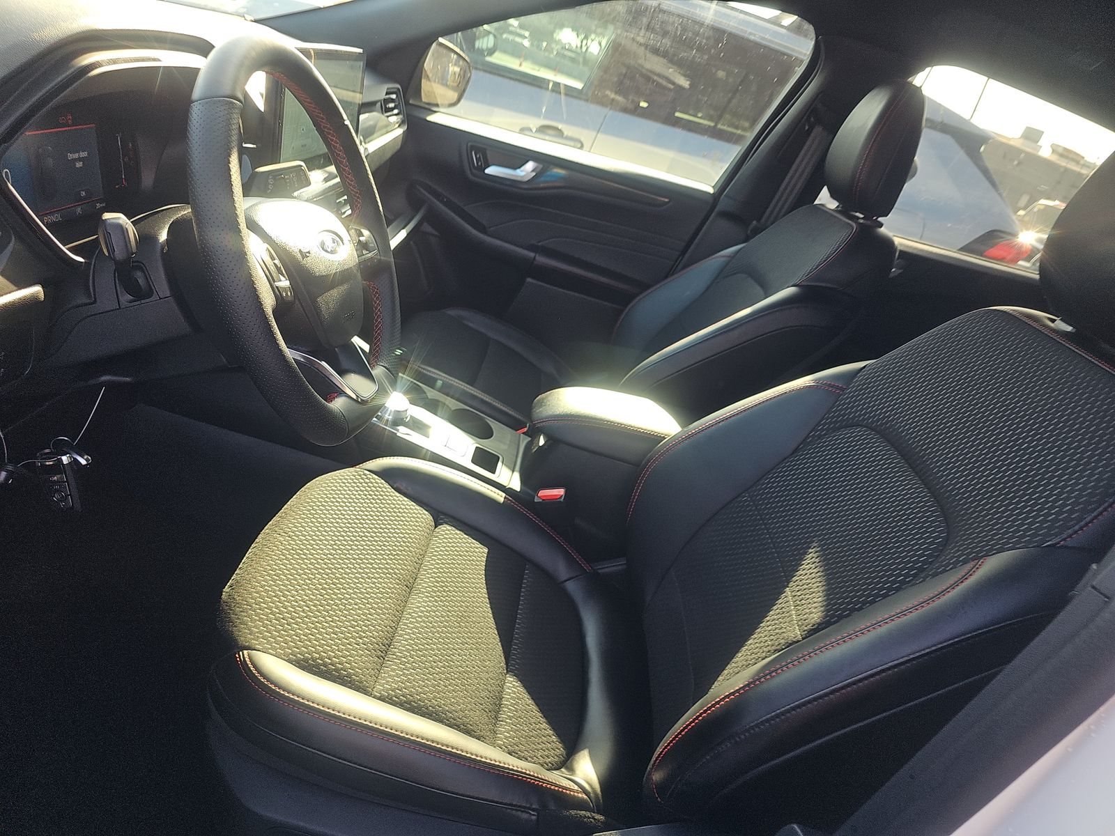 2025 Ford Escape ST-Line FWD