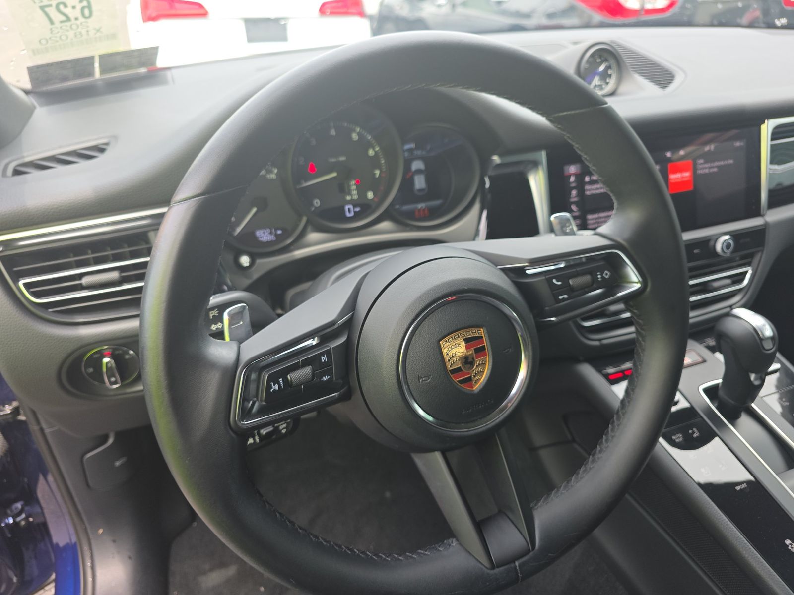 2023 Porsche Macan Base AWD