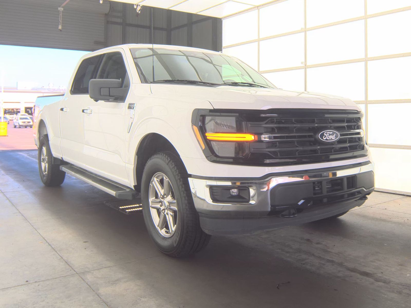 2024 Ford F-150 XLT AWD